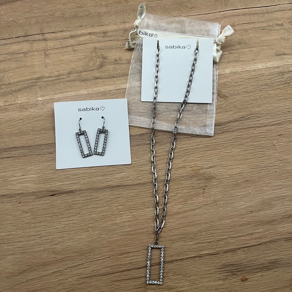 New Sabika Crystal Rectangle Necklace & Earring Set | Gunmetal Silver Tone